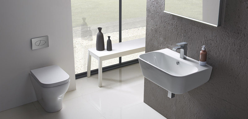 Version 750mm basin and back to wall pan lifestyle v02